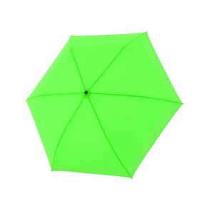 Fluorestseeruv kompaktne vihmavari helkuritega – ere ja kerge, tagab nähtavuse vihmas ja pimedas.